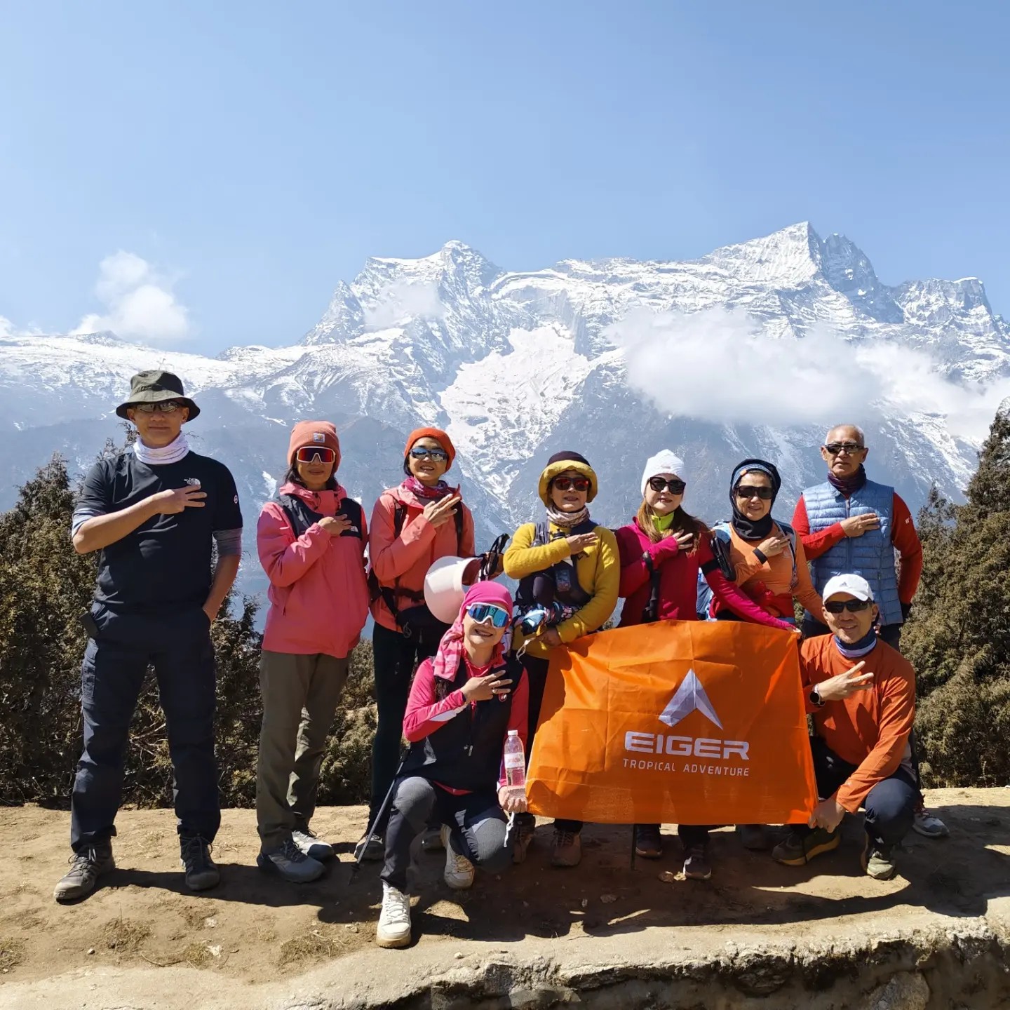 Book Everest base Camp trek Rapid 13 days