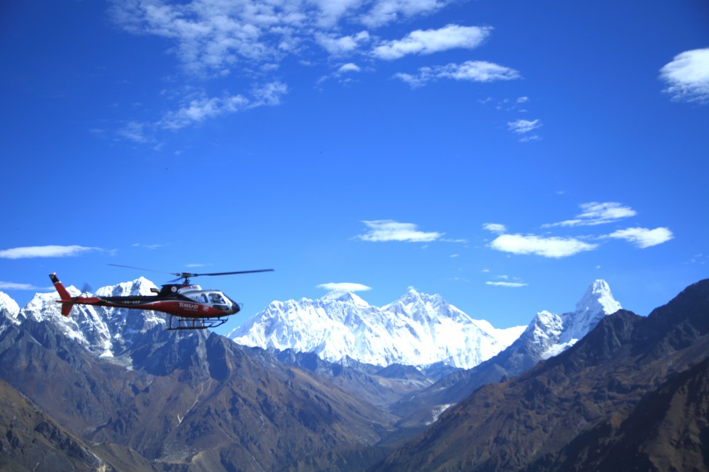 Book Luxury Everest Base Camp Trek  Return With Helicopter