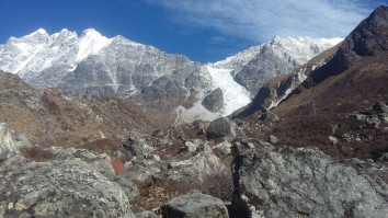 Annapurna Mini Circuit Trek with Mountain Bike