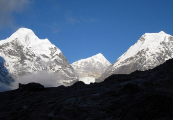 Makalu Base Camp Trek